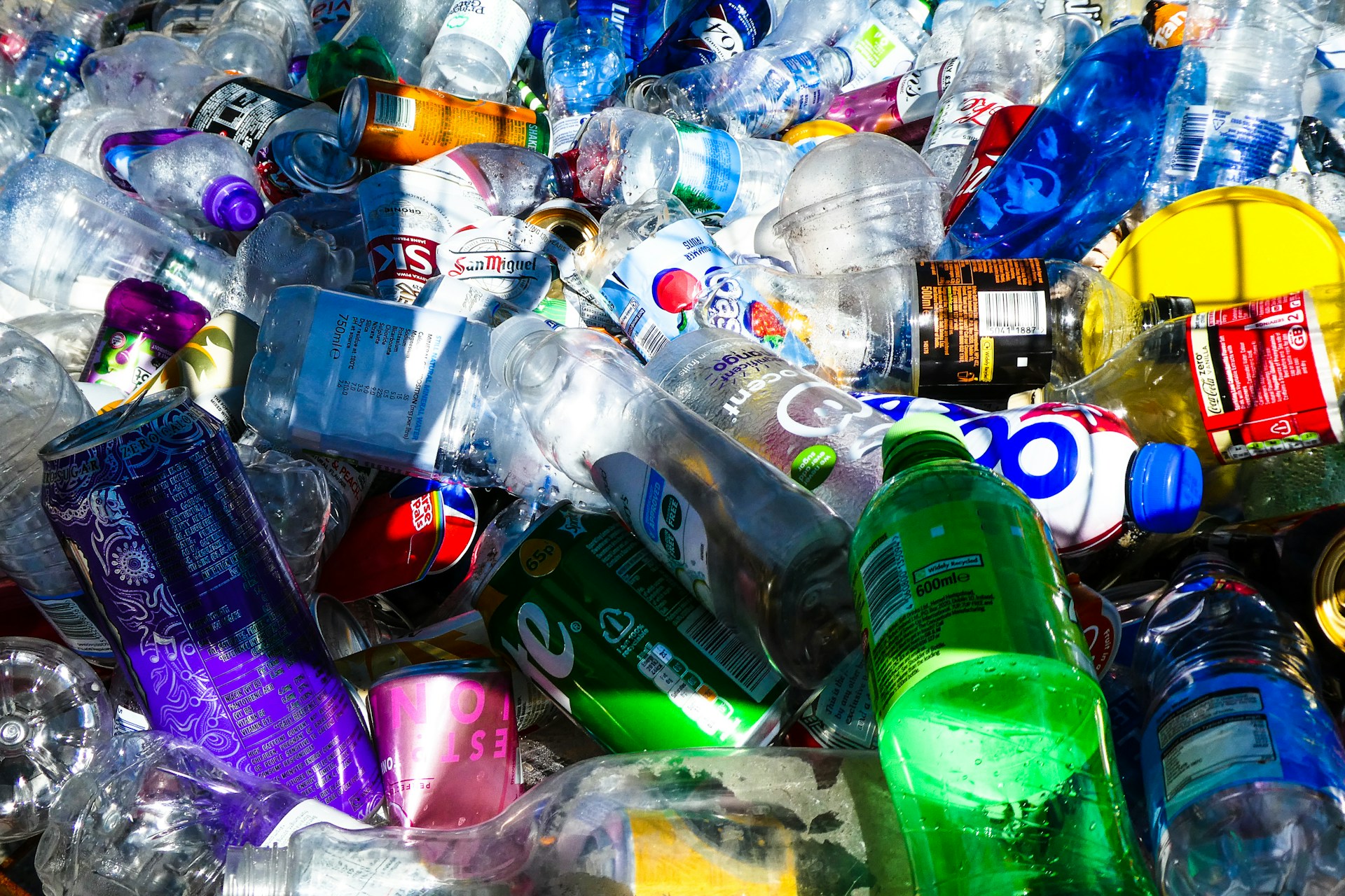 plastik flasker skrald genbrug